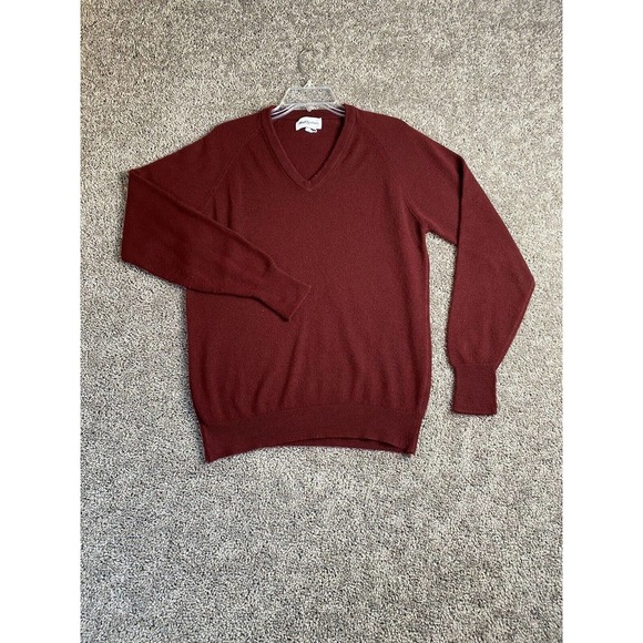 VINTAGE Woolf Brothers Sweater Mens Medium Red Orlon Acrylic Knit Made In USA - Picture 1 of 11